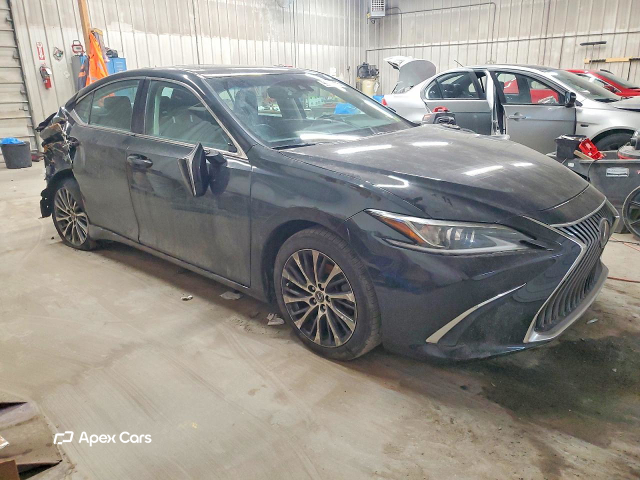 Lexus ES 2020