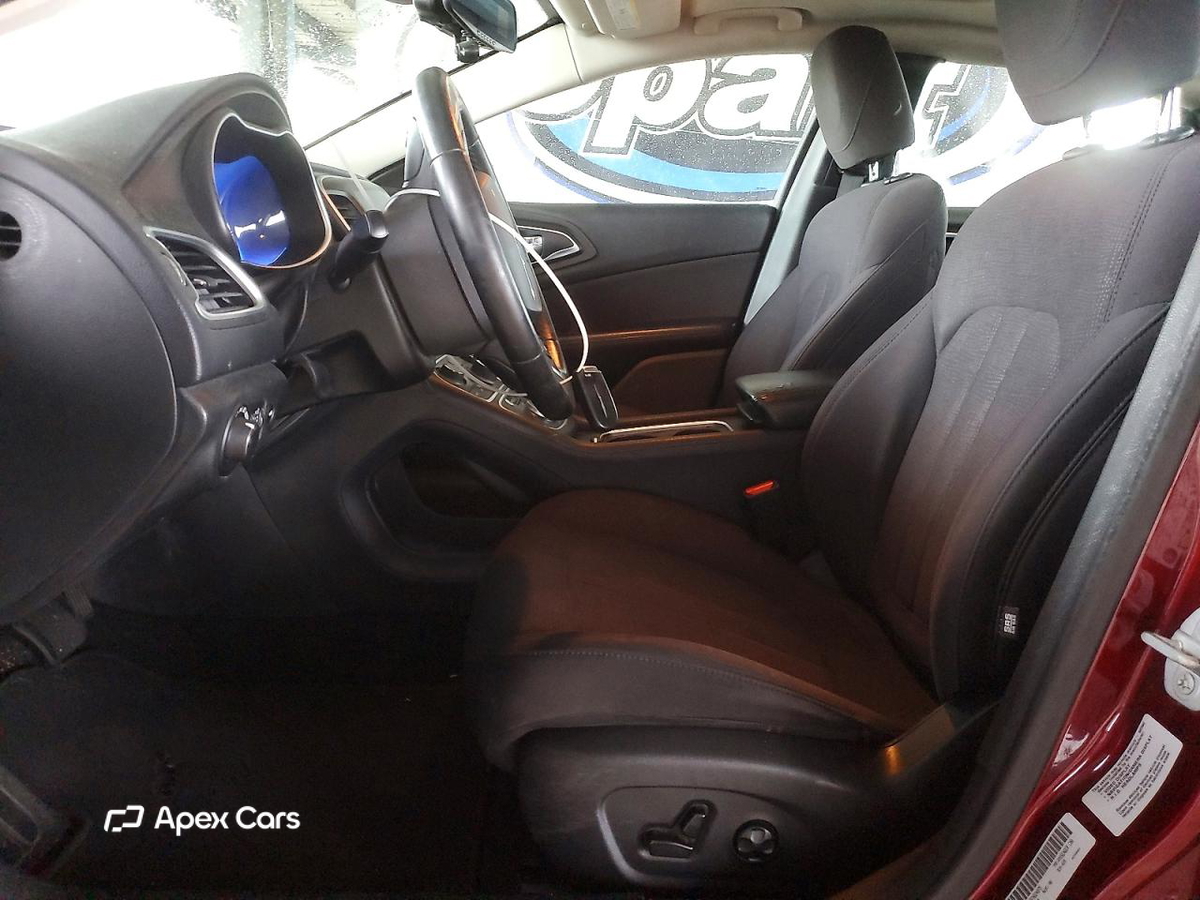 Chrysler 200 2015