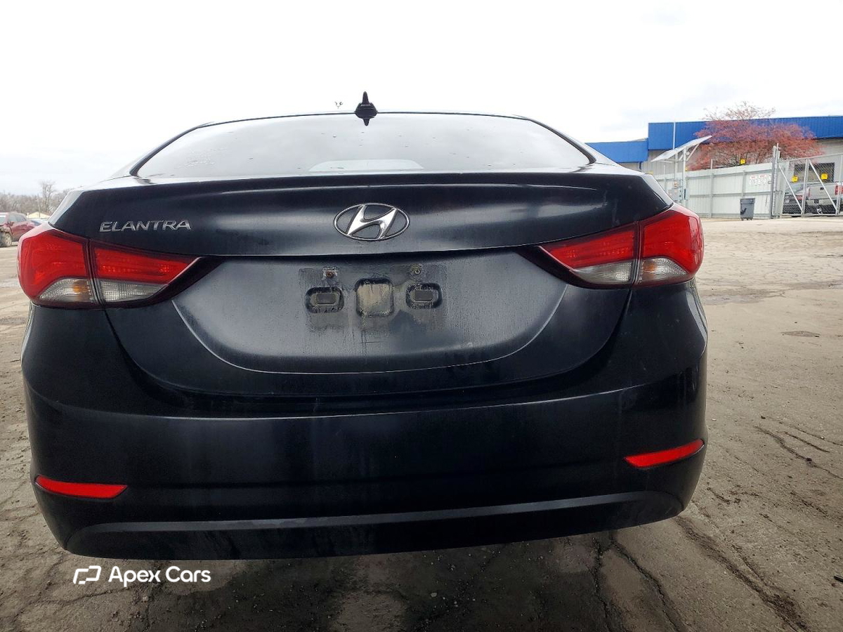 Hyundai Elantra 2016