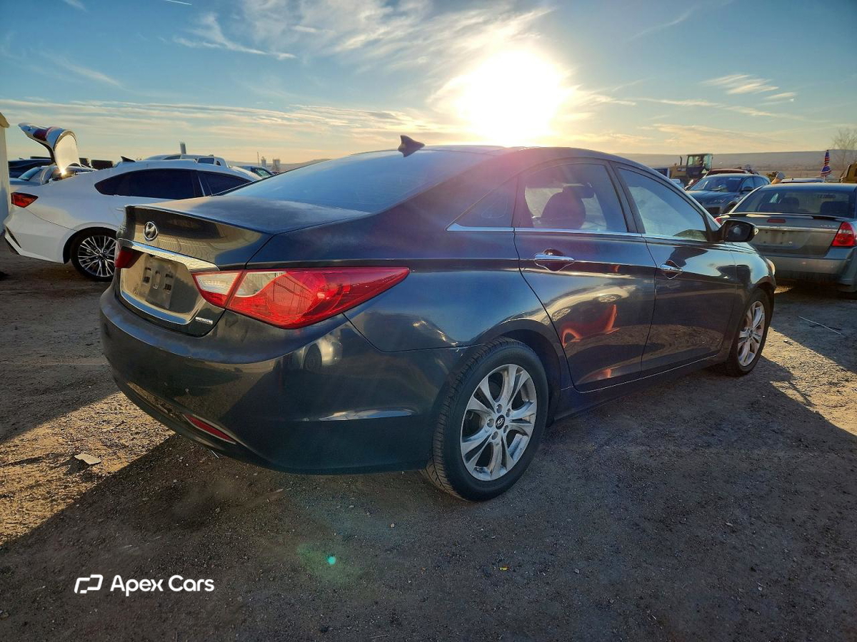 Hyundai Sonata 2012