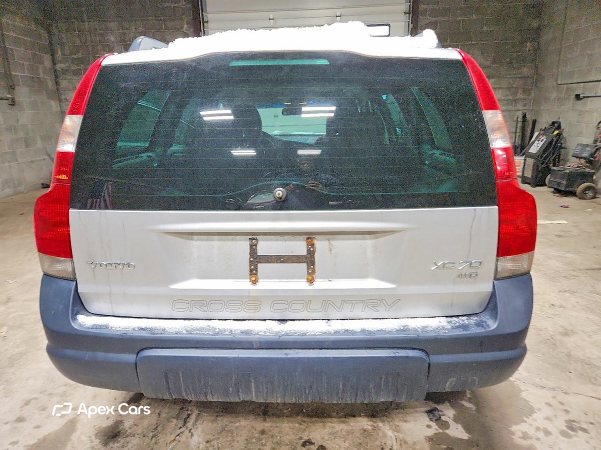 Volvo XC70 2004