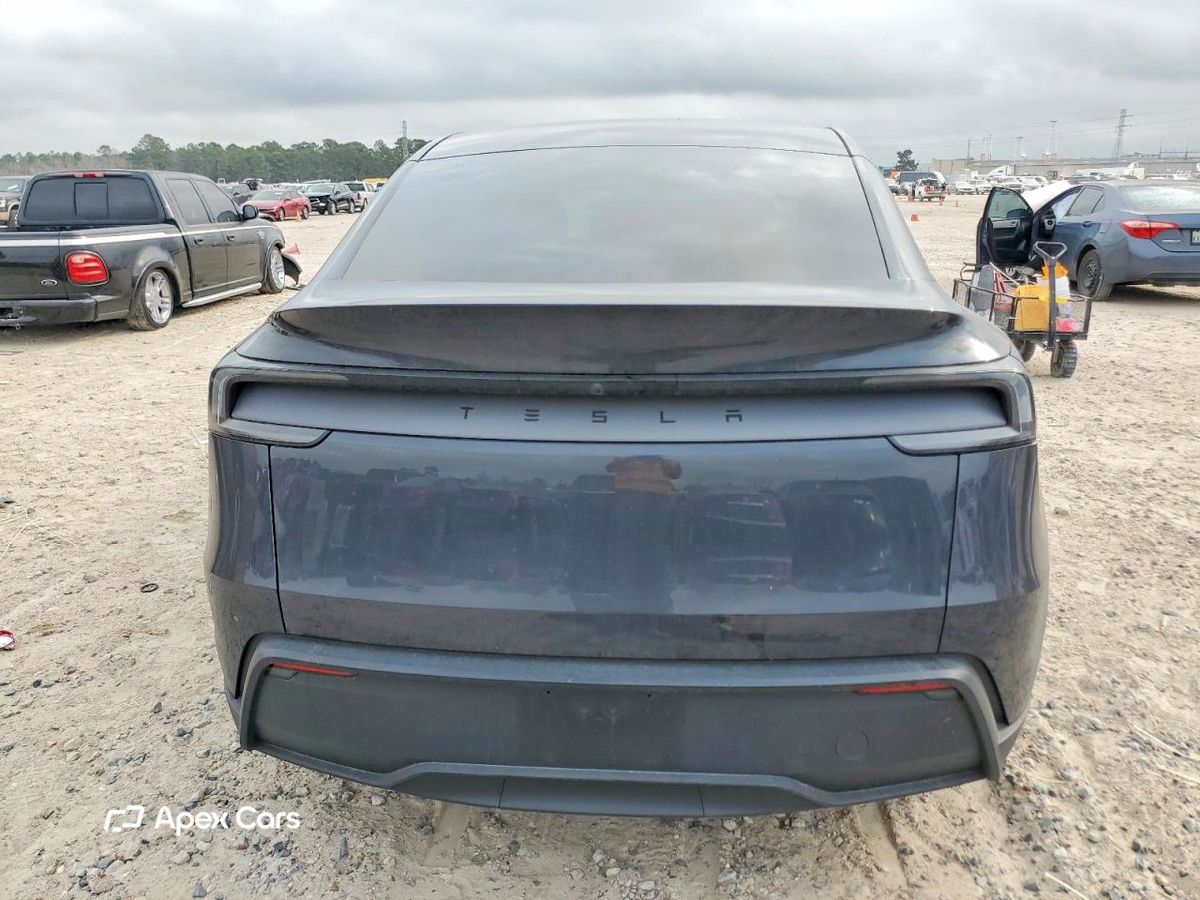 Tesla Model Y 2026