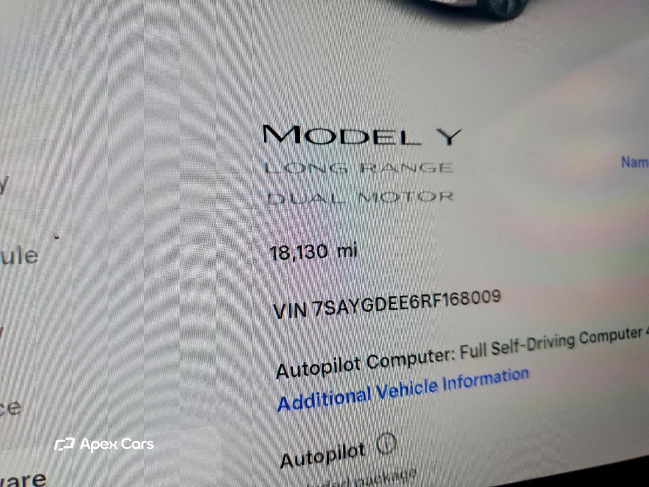 Tesla Model Y 2024