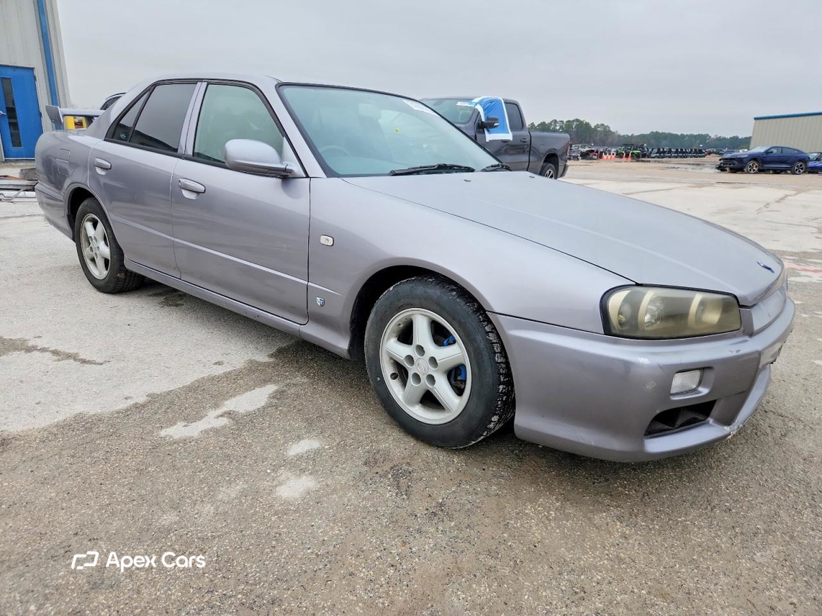 Nissan Skyline 1999