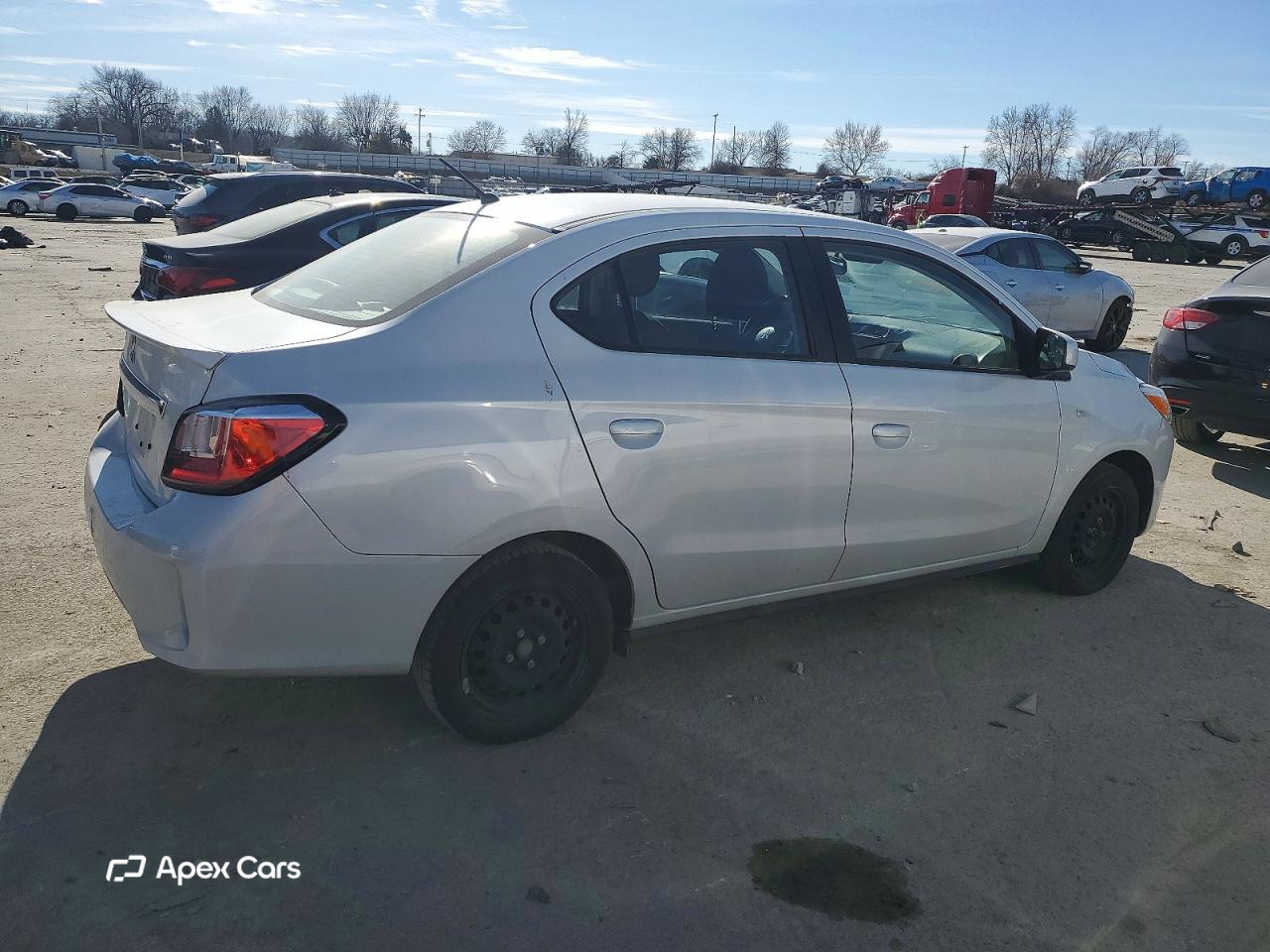 Mitsubishi Mirage 2023