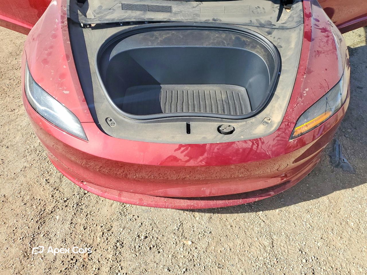 Tesla Model 3 2025