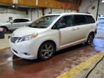 Toyota Sienna 2013