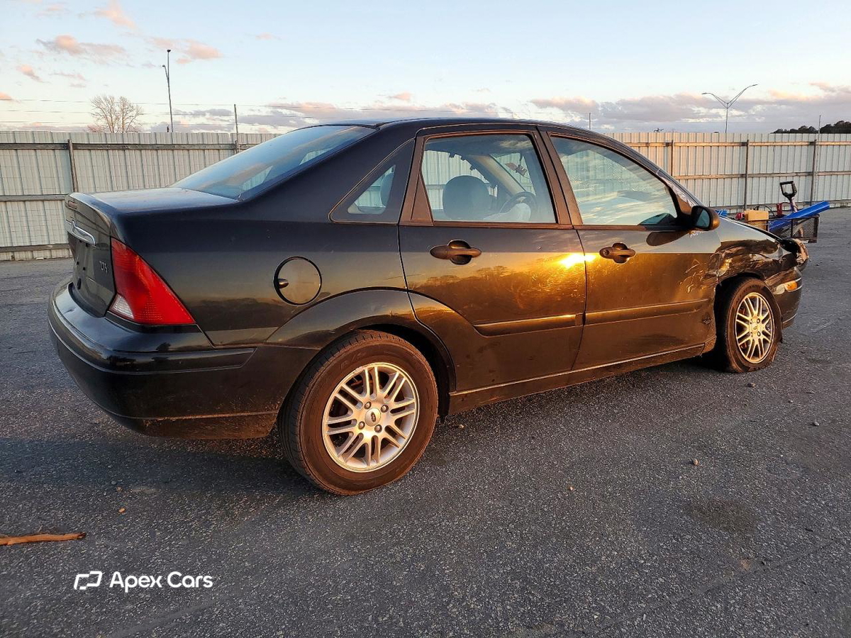 Ford Focus 2000
