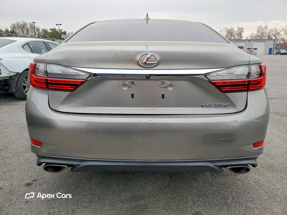 Lexus ES 2018