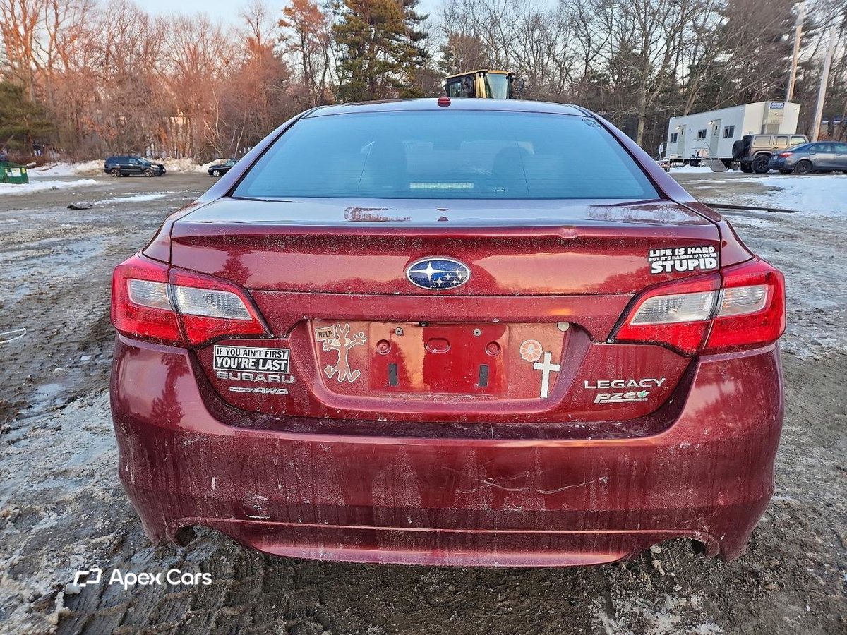 Subaru Legacy 2015