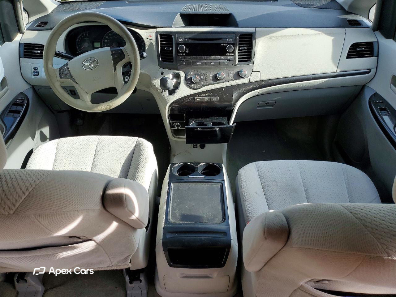 Toyota Sienna 2012