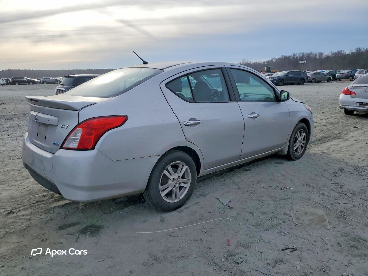Nissan Versa 2016