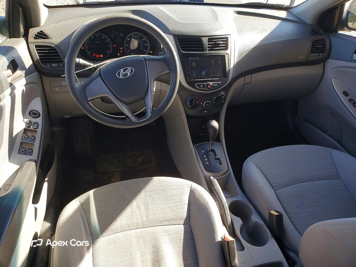 Hyundai Accent 2015