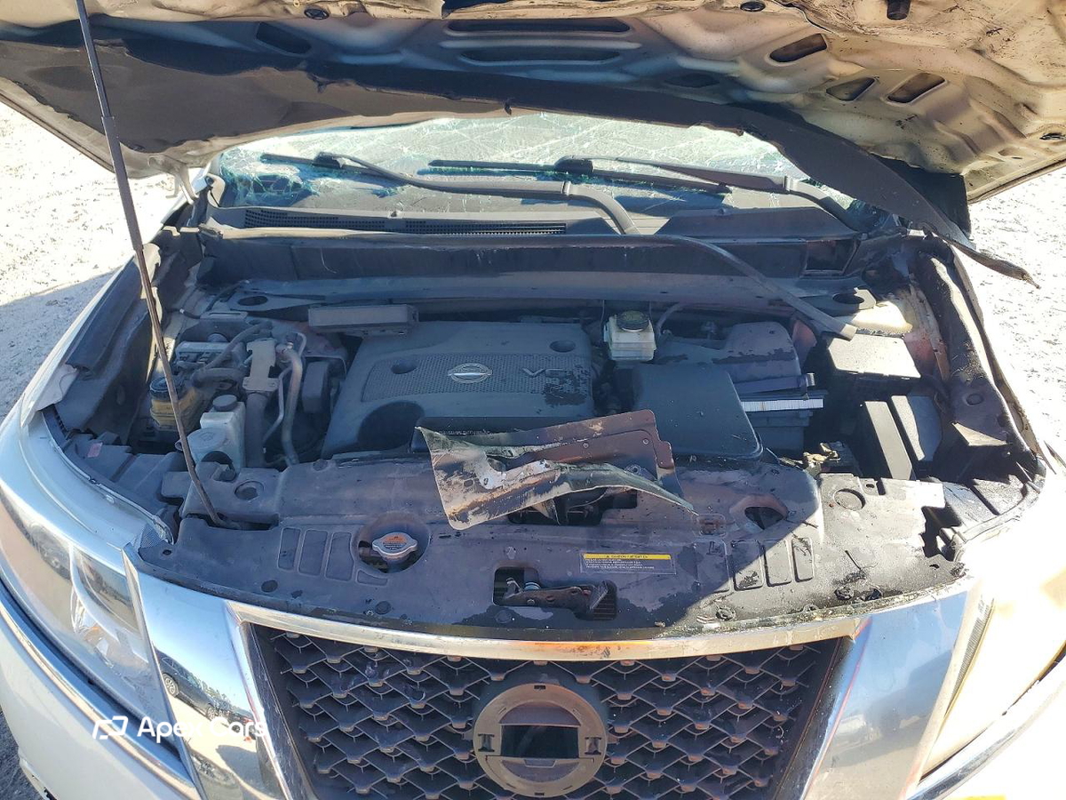 Nissan Pathfinder 2014