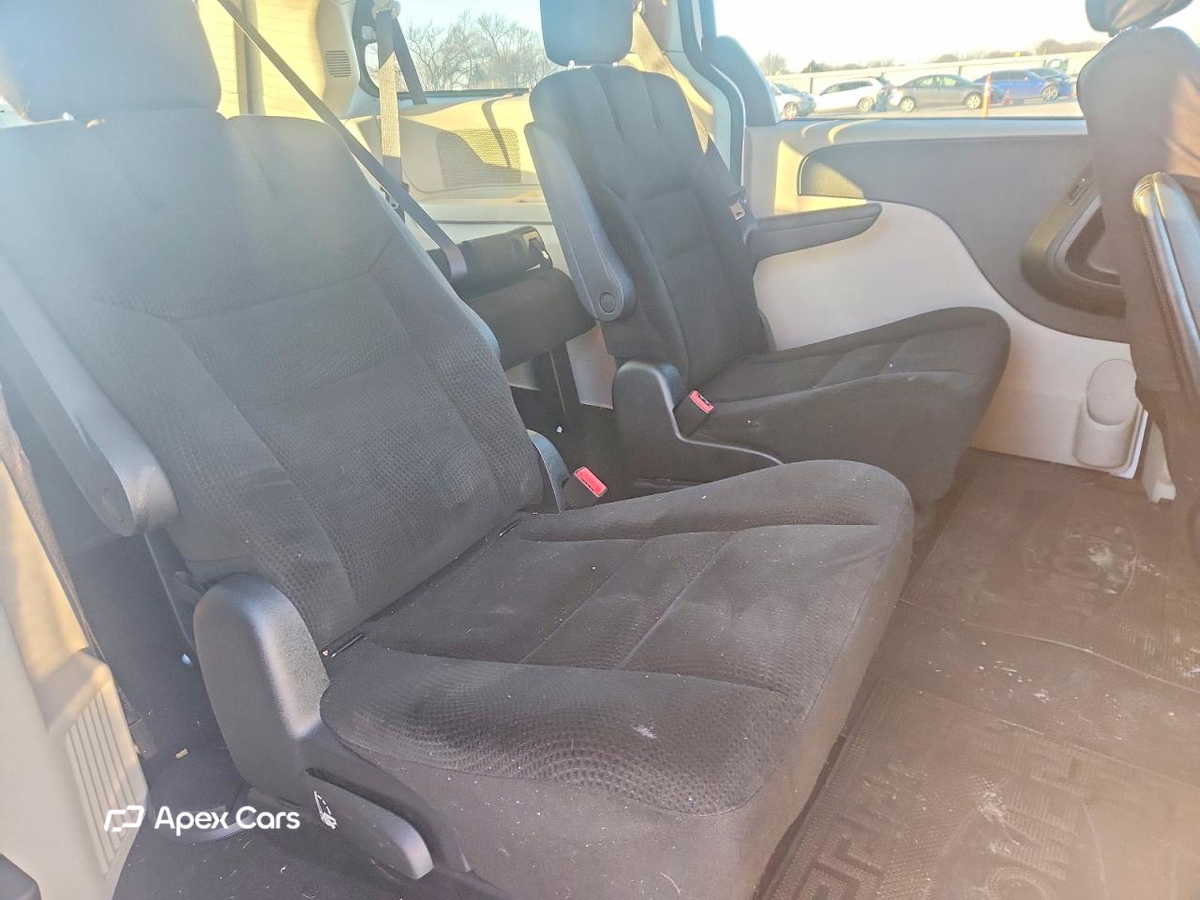 Dodge Caravan 2016
