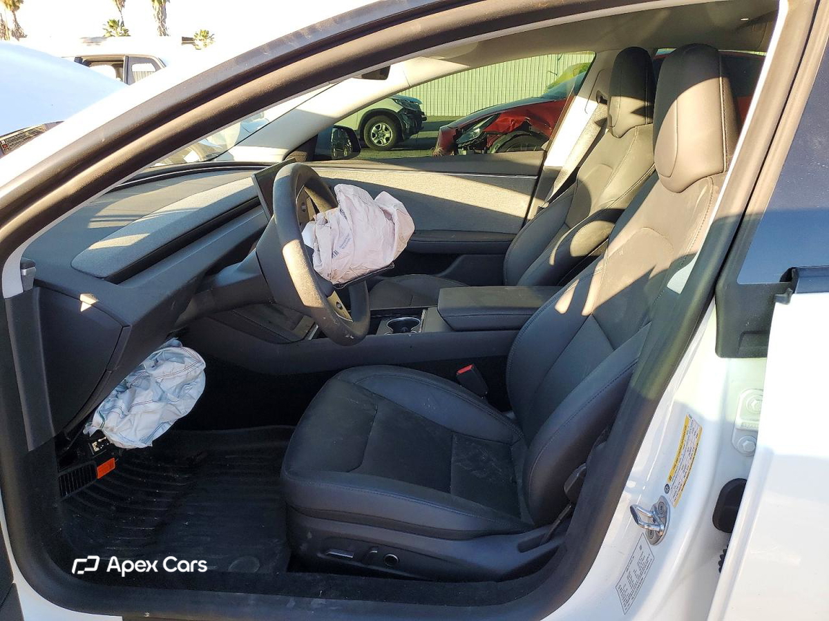 Tesla Model 3 2025