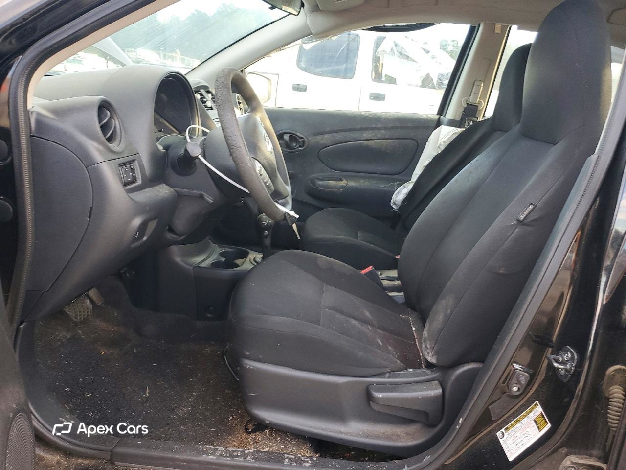 Nissan Versa 2016