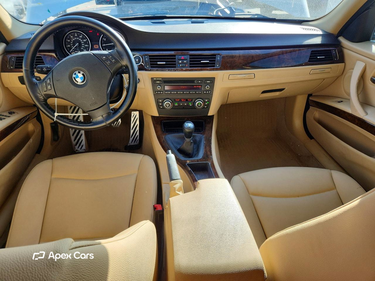 BMW Series 3 2010