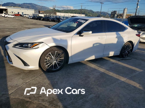 Lexus ES 2024 - Image 1 of 12