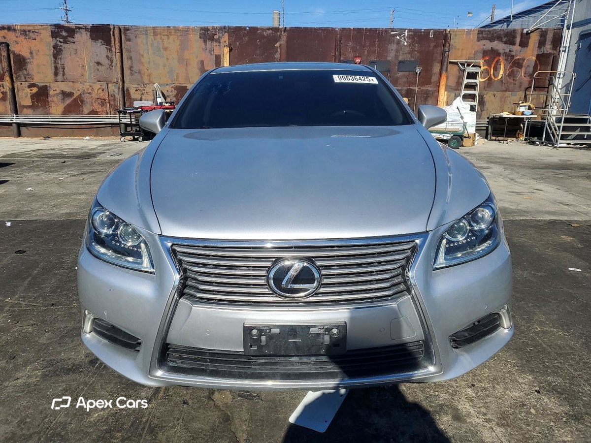 Lexus LS 2015