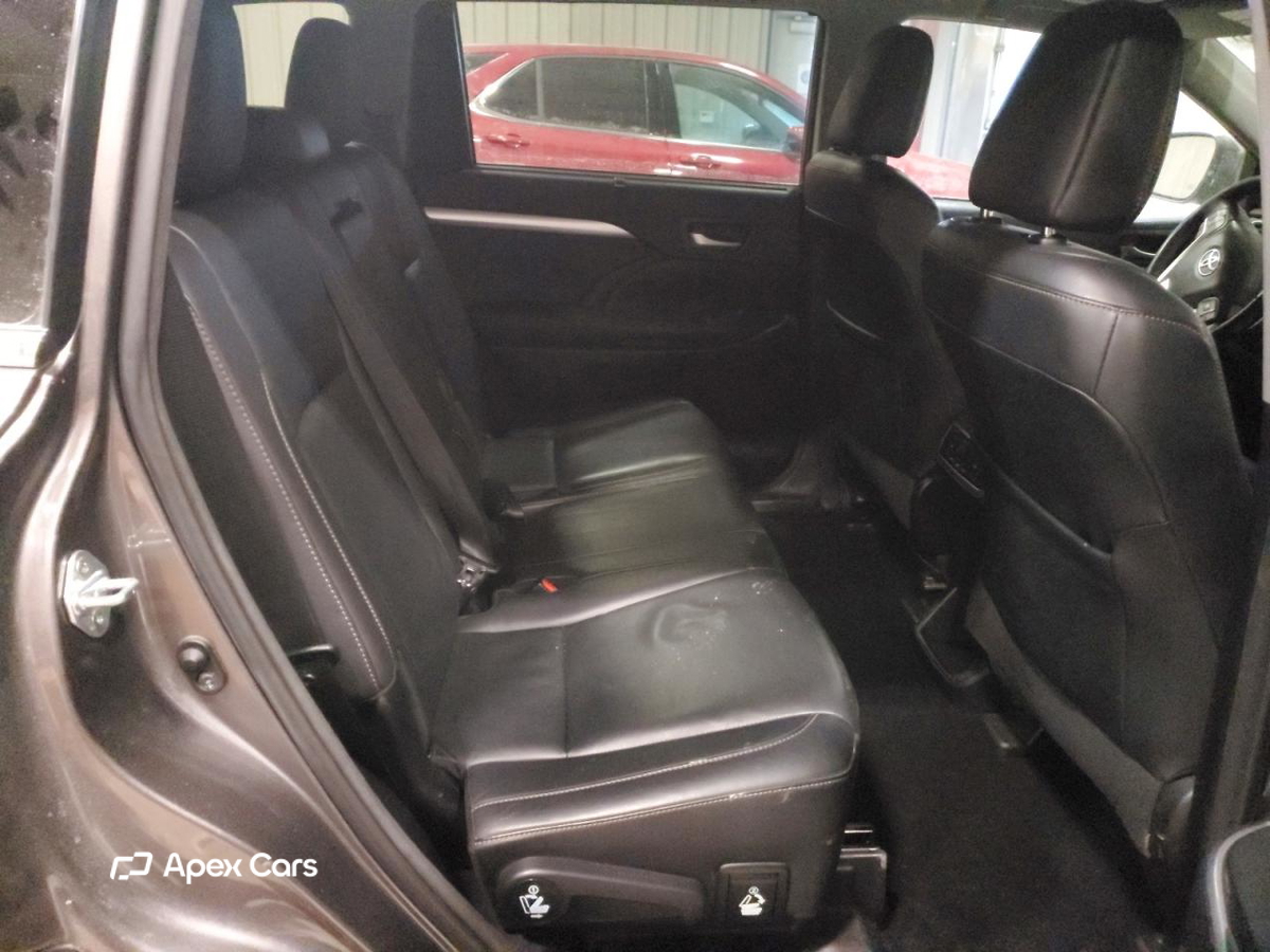 Toyota Highlander 2017