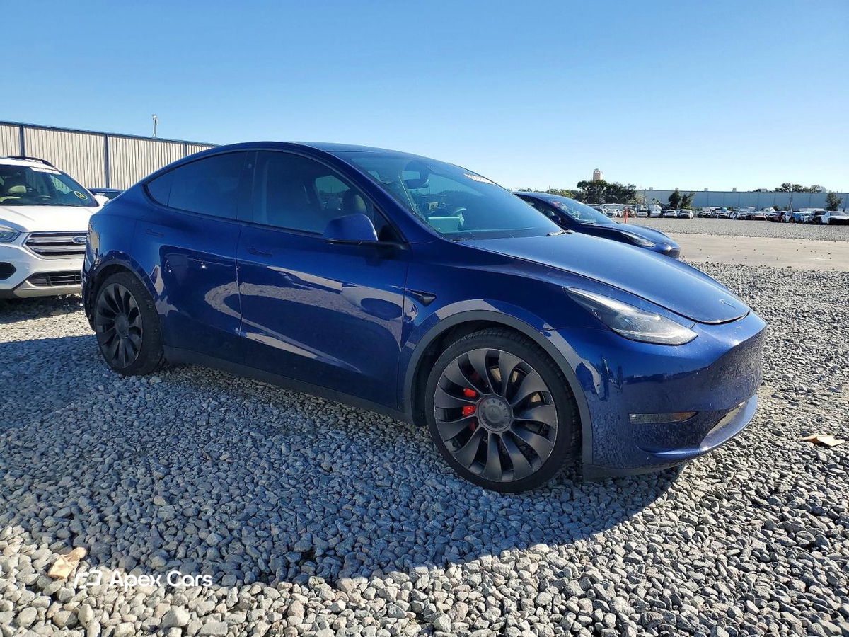 Tesla Model Y 2022