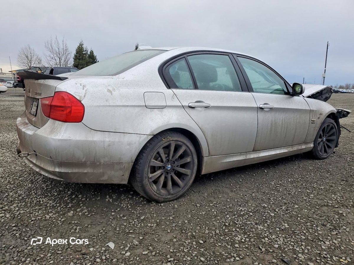BMW Series 3 2011