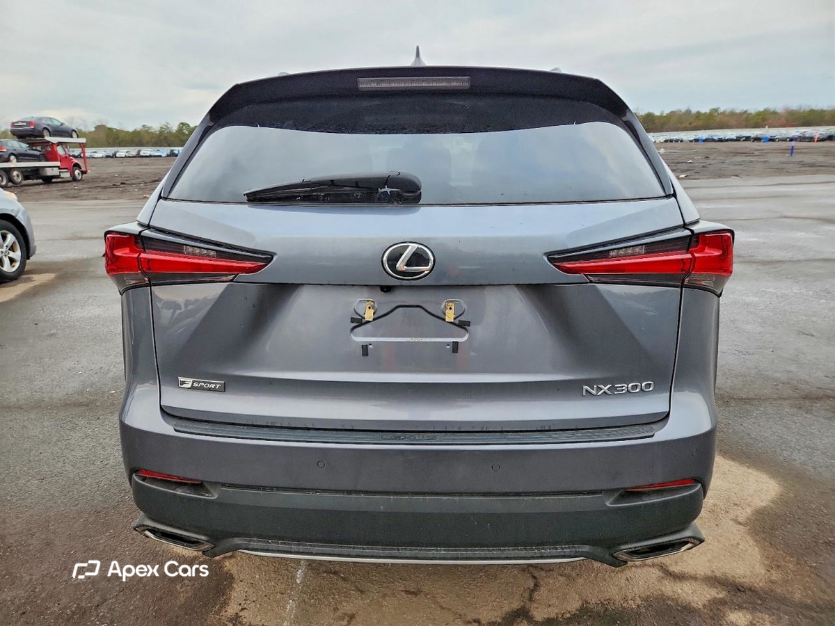 Lexus NX 2021