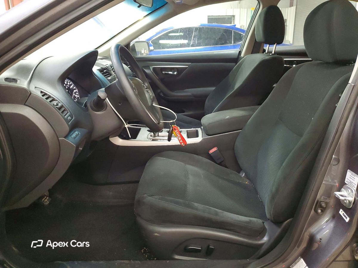 Nissan Altima 2015