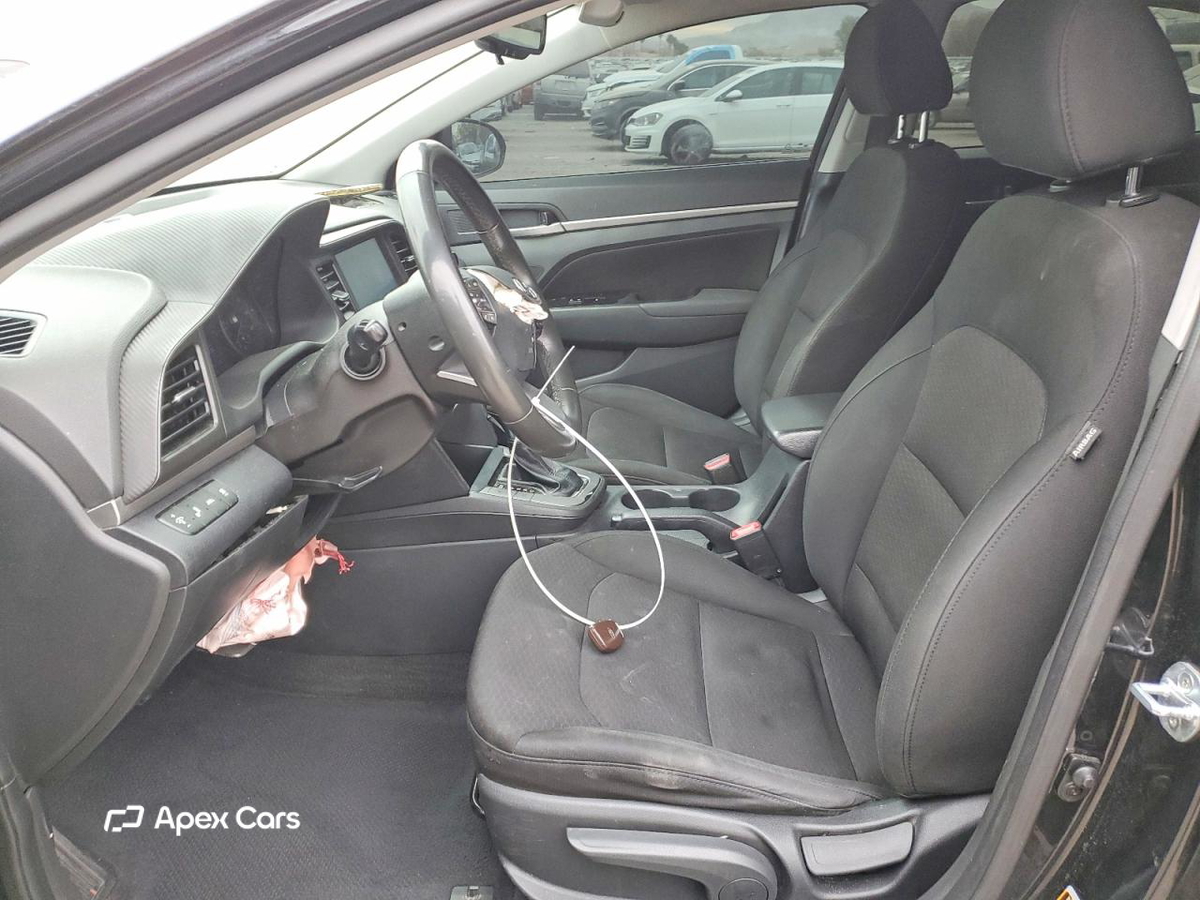 Hyundai Elantra 2020