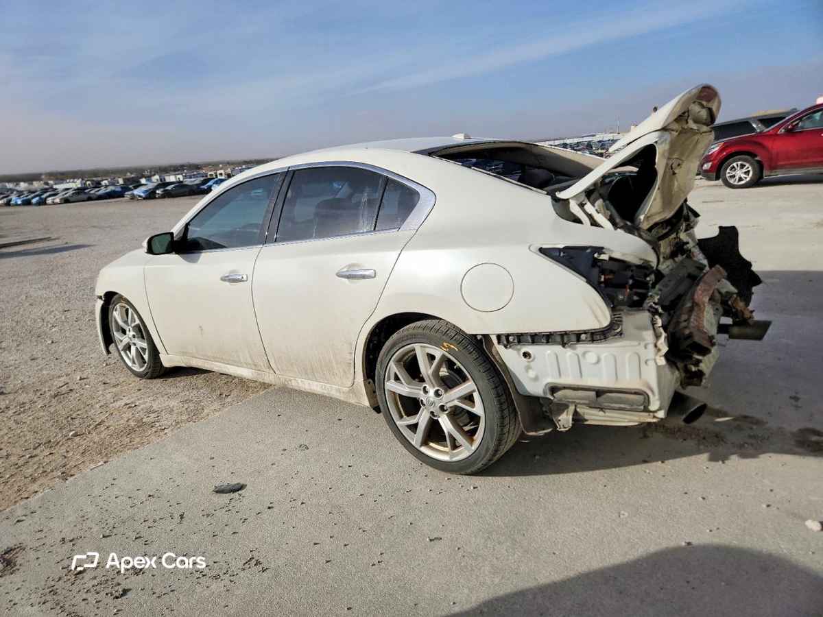 Nissan Maxima 2012