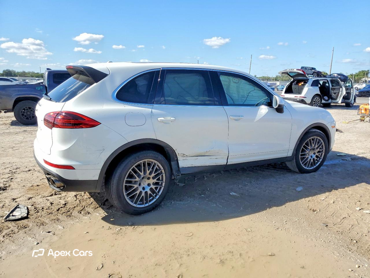 Porsche Cayenne 2016