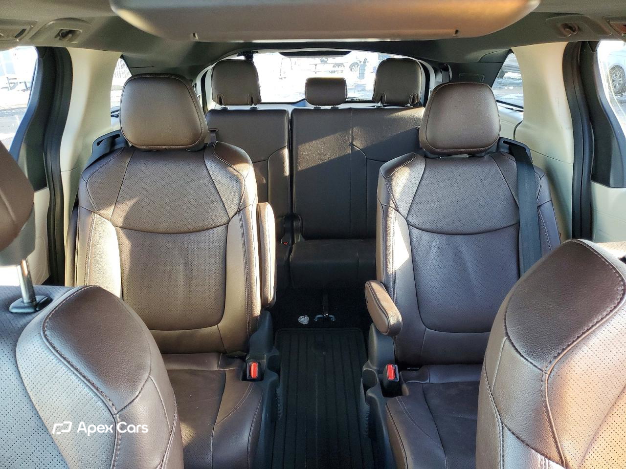 Toyota Sienna 2023