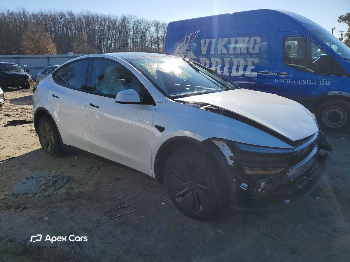 Tesla Model Y 2026