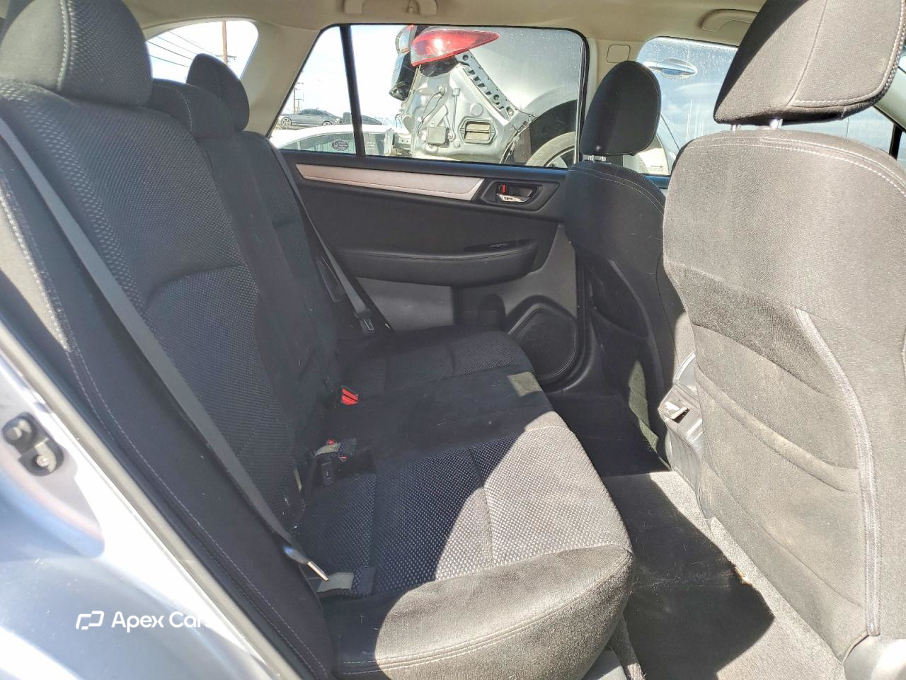 Subaru Outback 2018