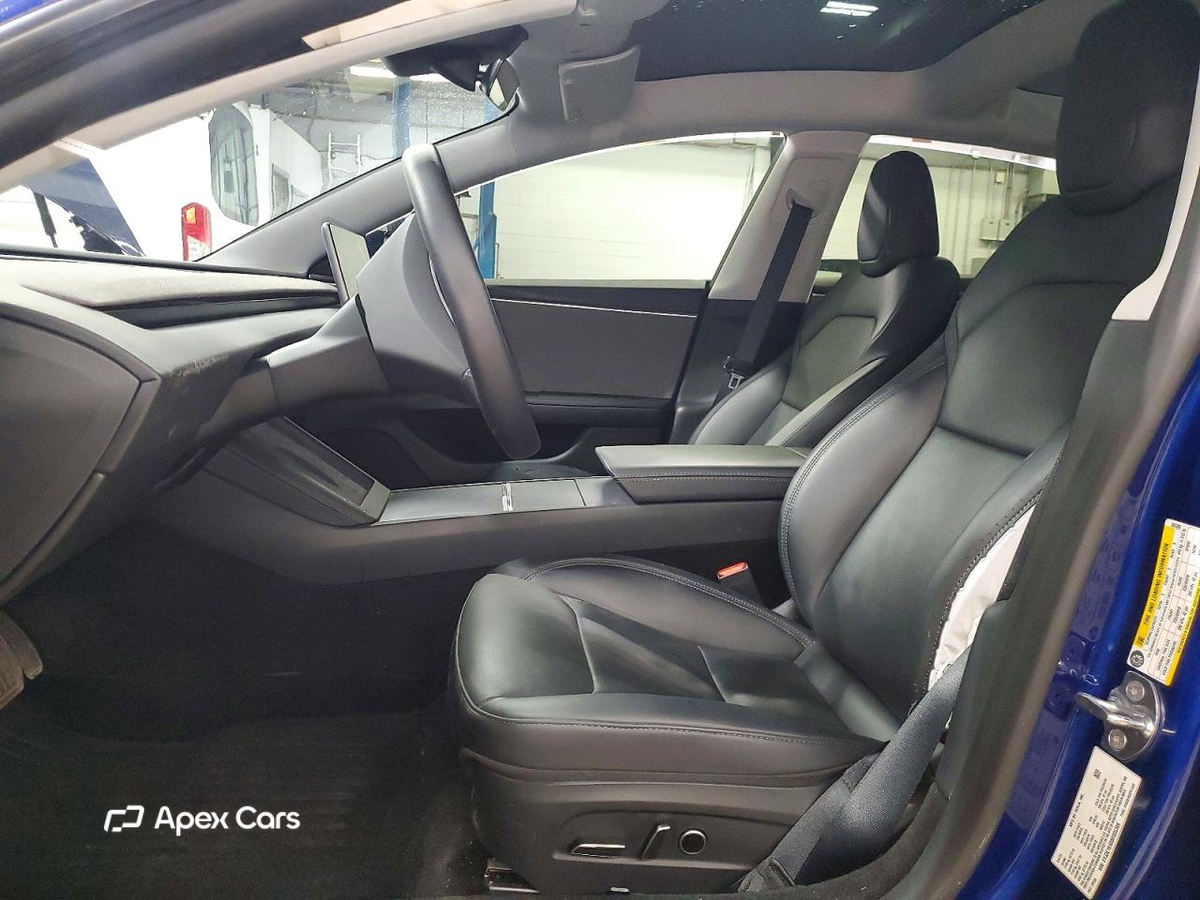Tesla Model 3 2025
