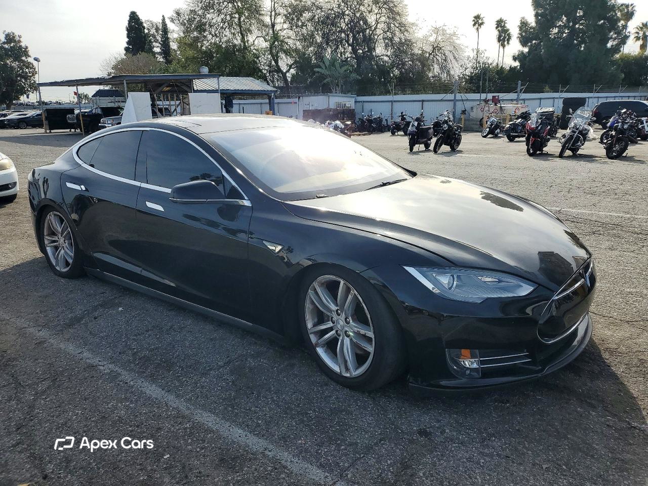 Tesla Model S 2013