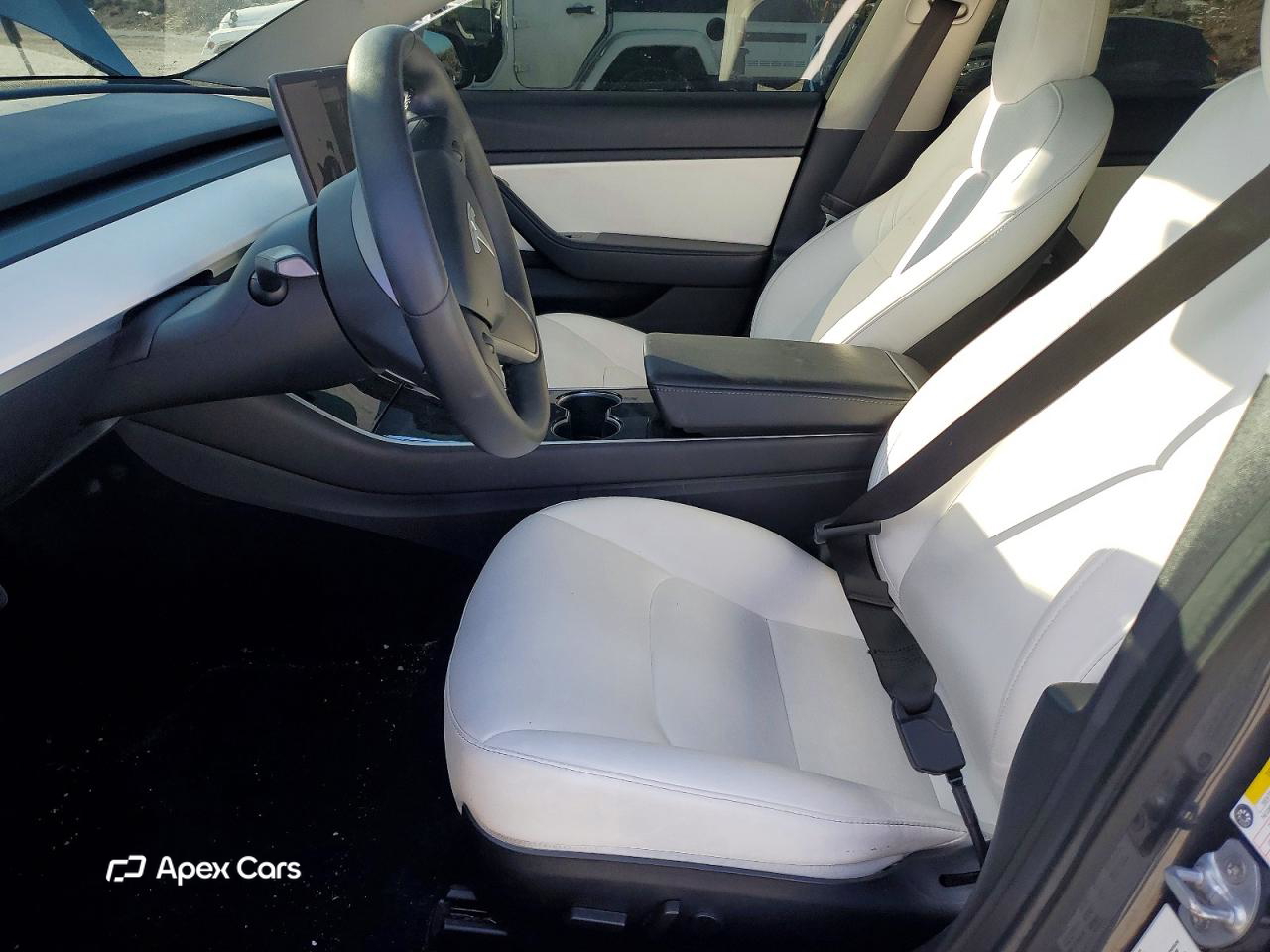 Tesla Model 3 2020