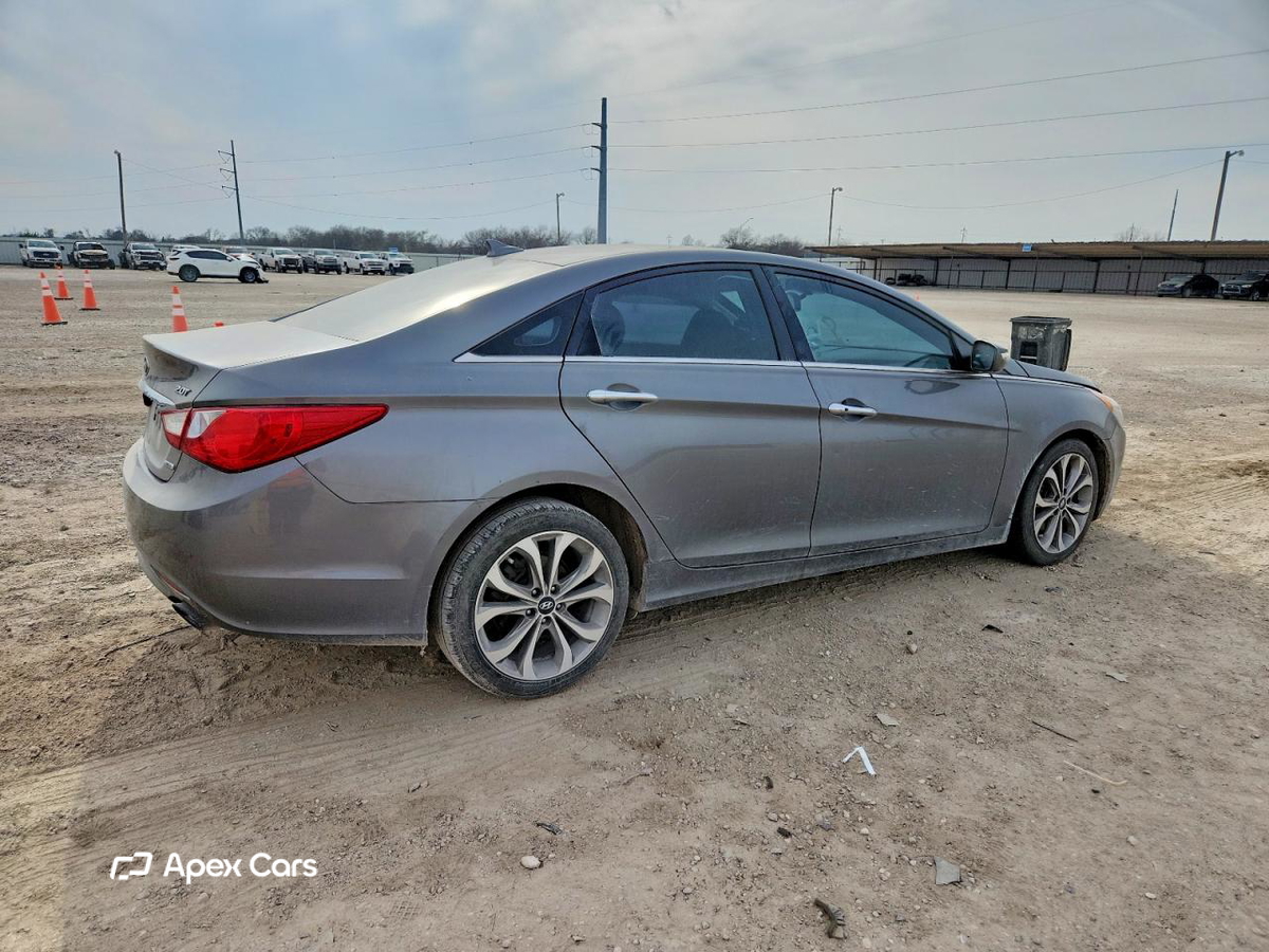 Hyundai Sonata 2013