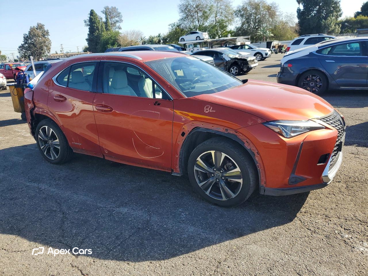 Lexus UX 2019