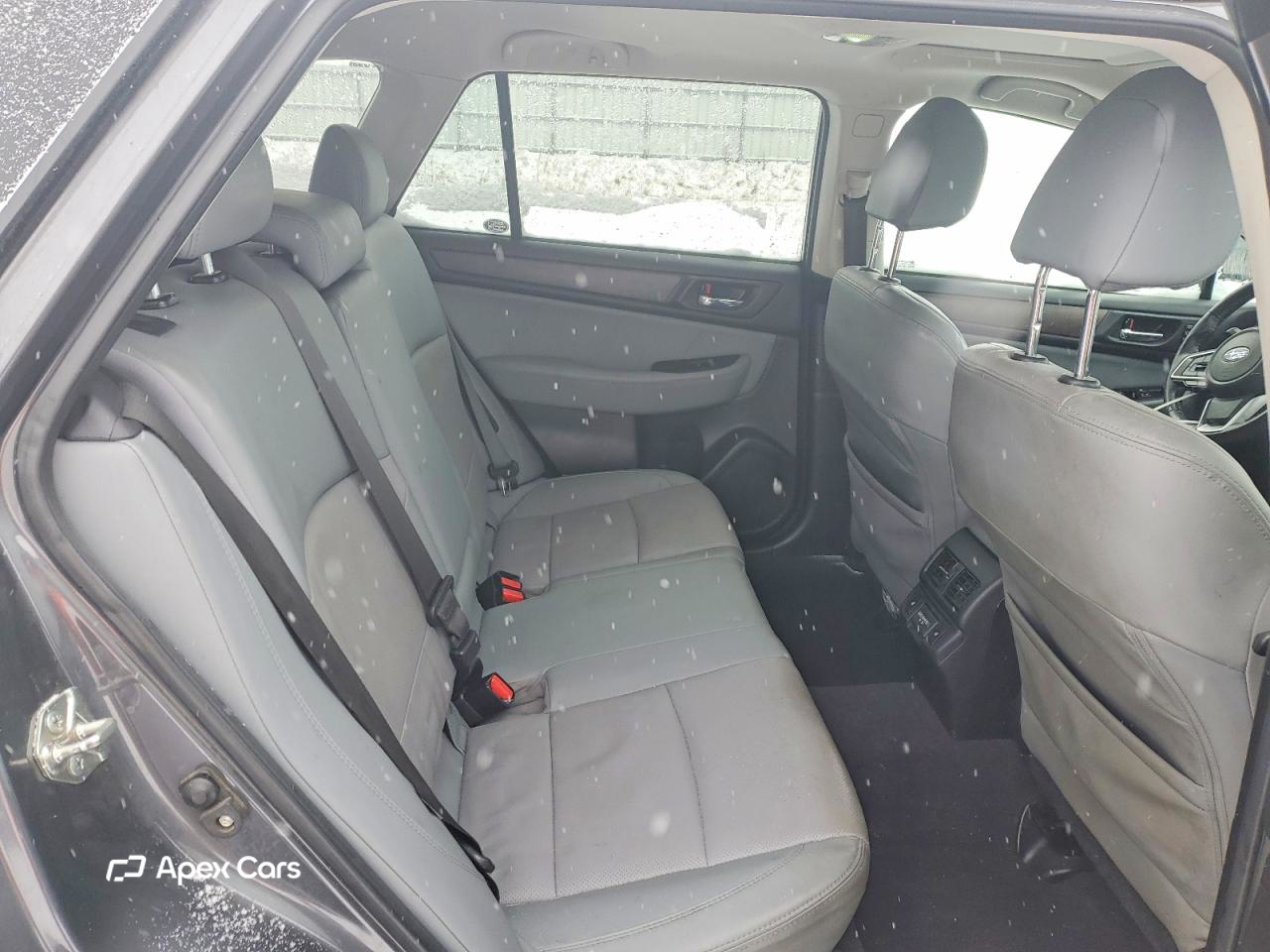Subaru Outback 2018