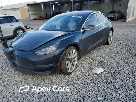 Tesla Model 3 2019 - Image 1 of 13