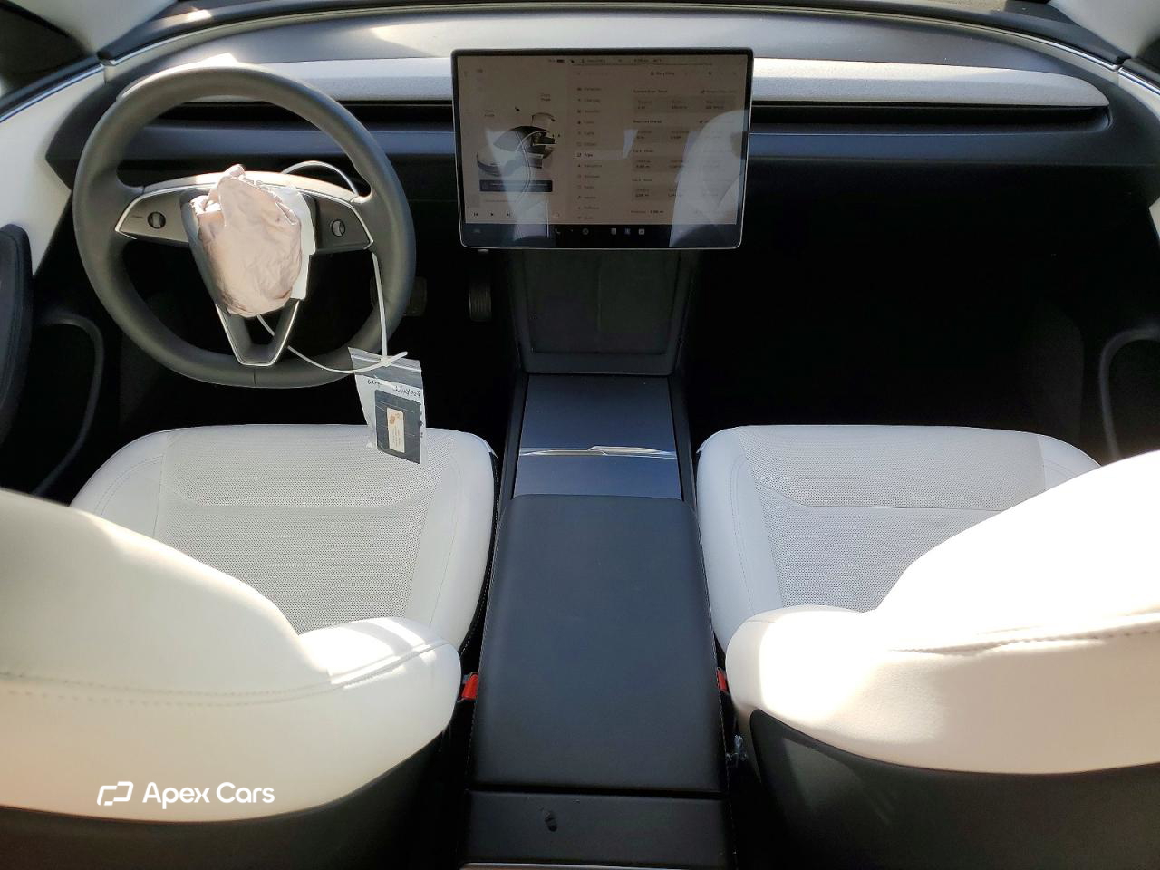 Tesla Model 3 2024