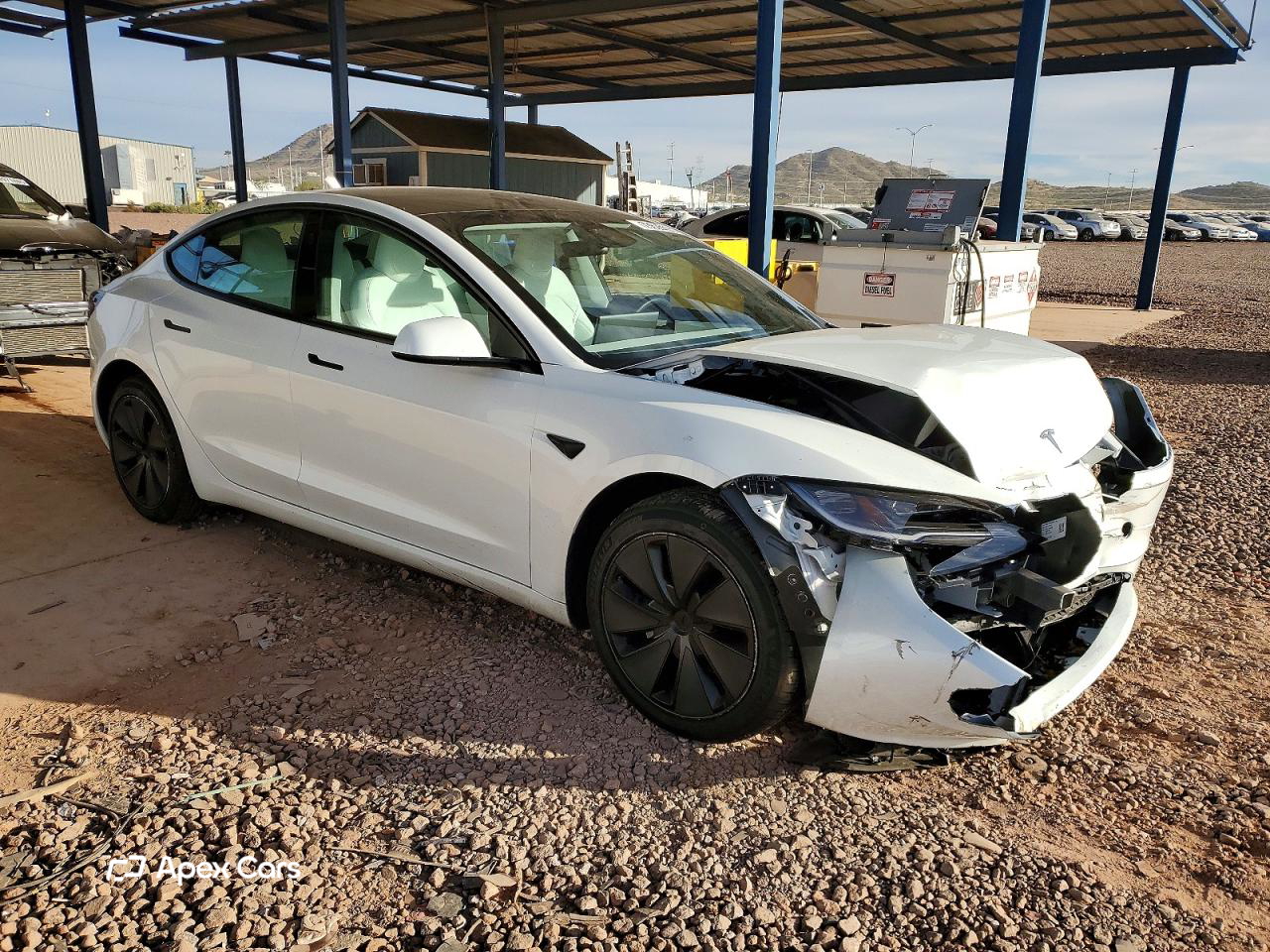 Tesla Model 3 2024