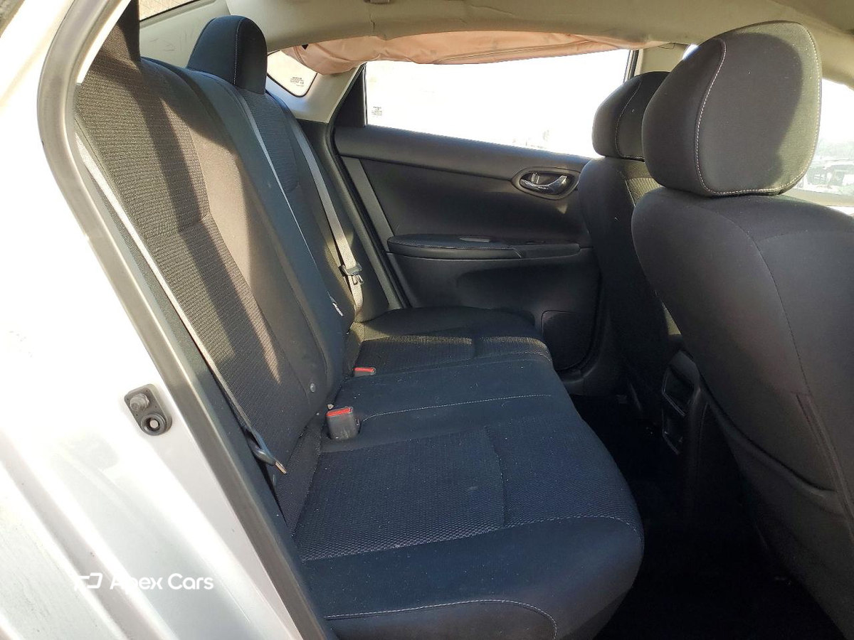 Nissan Sentra 2019