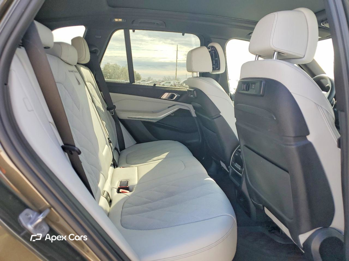 BMW X5 2023