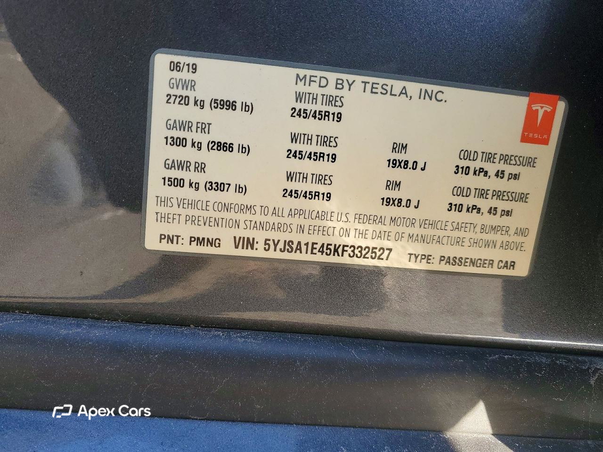 Tesla Model S 2019