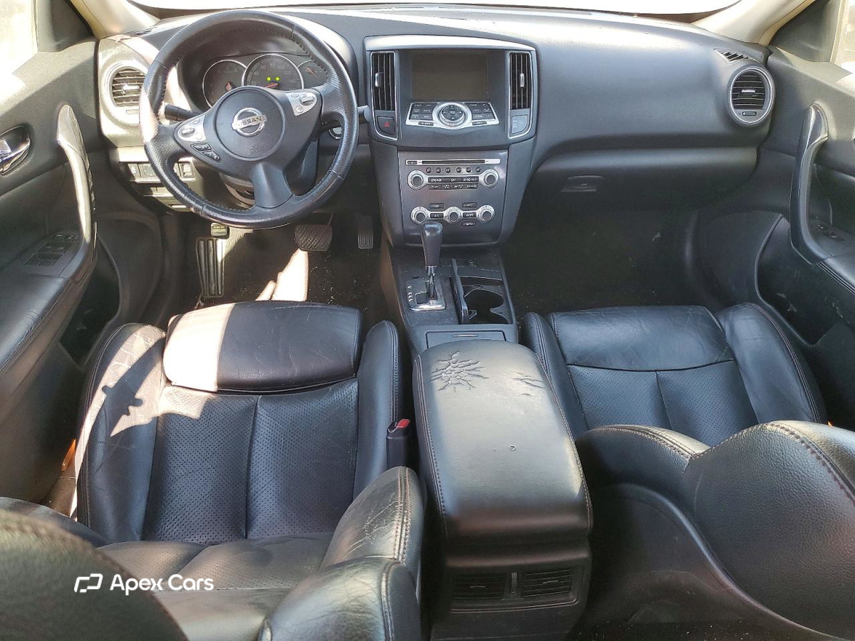 Nissan Maxima 2012