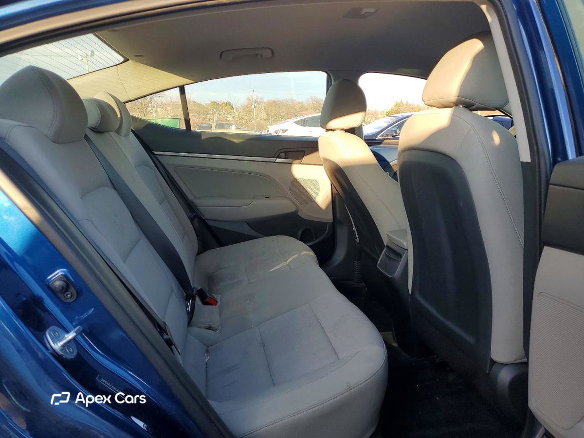 Hyundai Elantra 2017