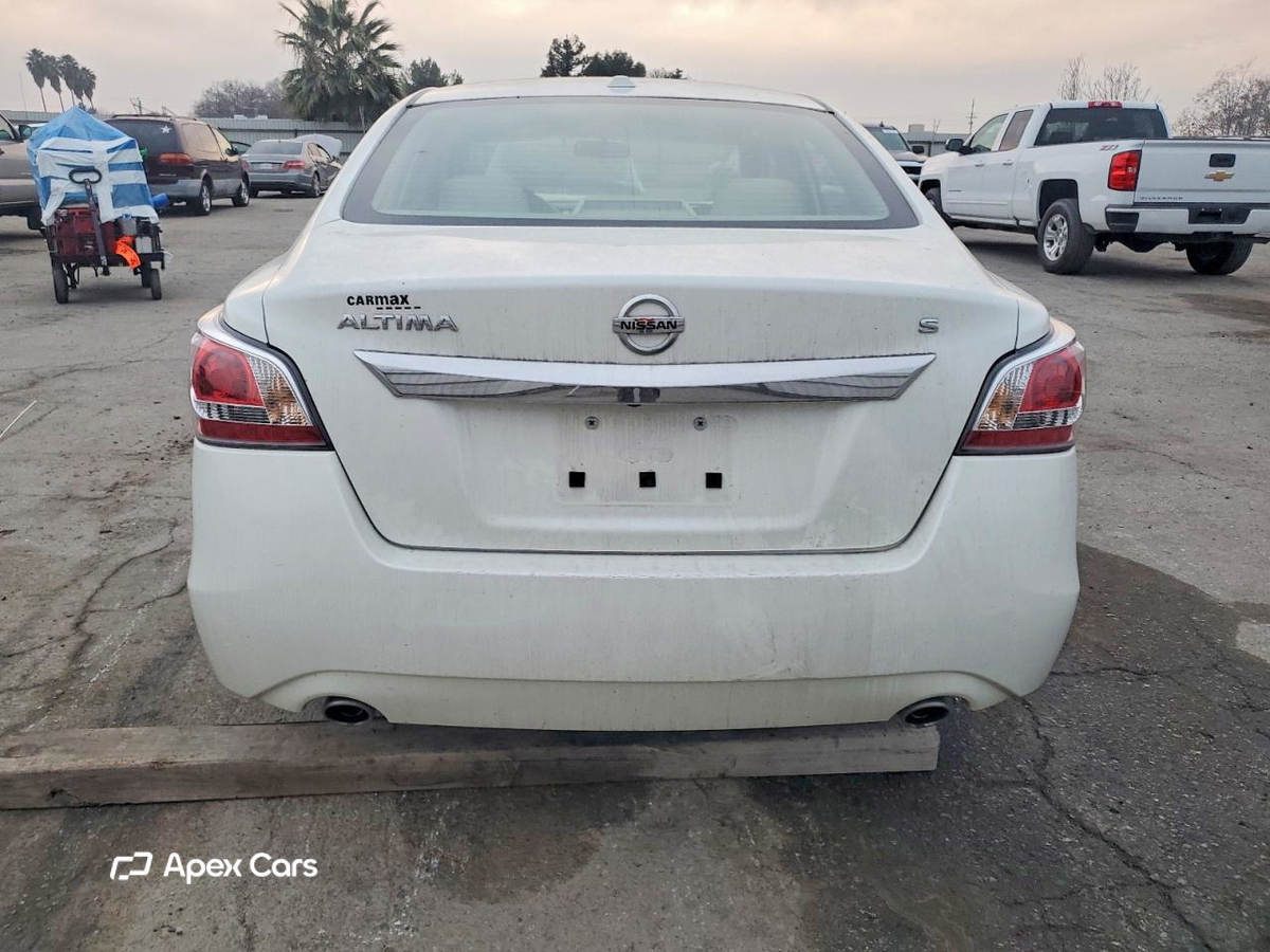 Nissan Altima 2015